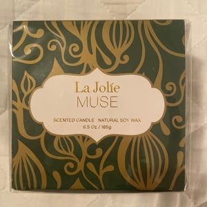 NWT La Jolie Cedarwood & Fir Candle